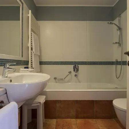 Tranquil Lantana 1 Bedroom Sleeps 5 Pula
